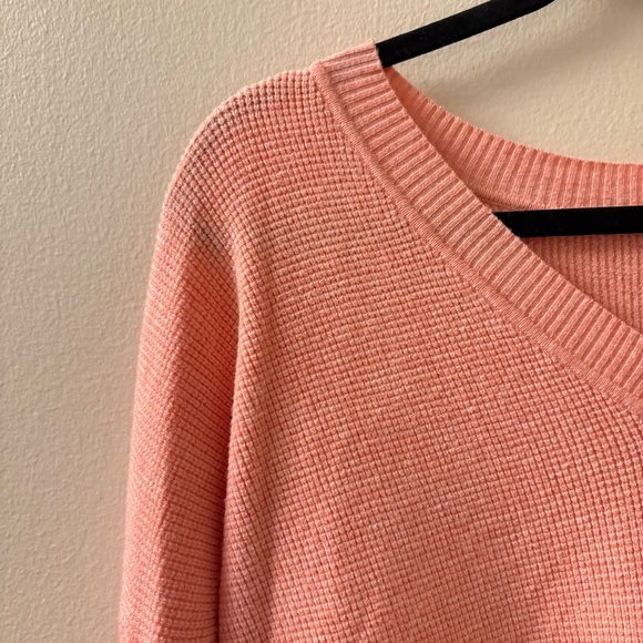 Dreamers by Debut Coral V-Neck Sweater Size M/L - Picture 3 of 12